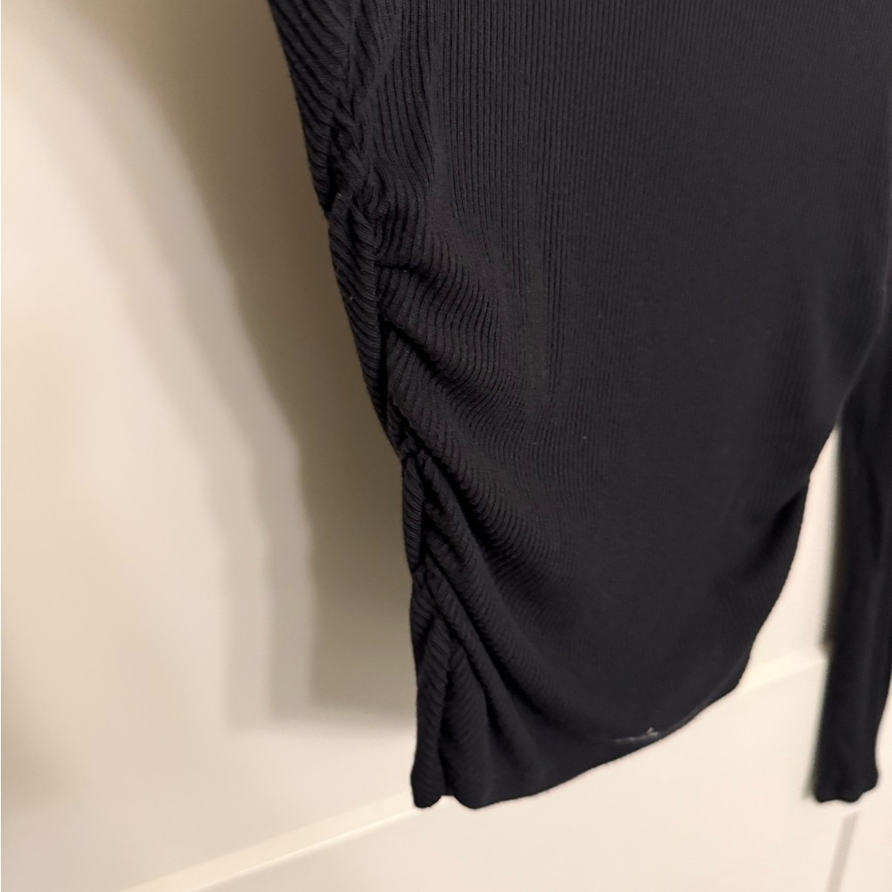 Alo Ribbed Longsleeve Top - Picture 4 of 4